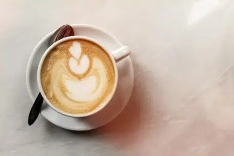 Kawa zbożowa doskonałą alternatywą dla kawy bezkofeinowej arabica