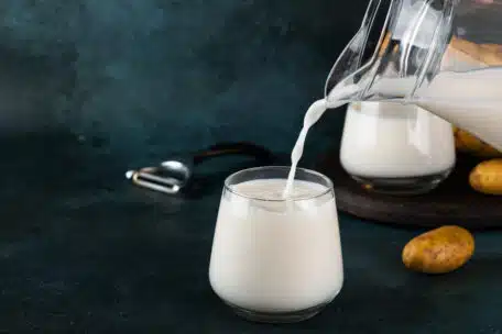 Jak spienić mleko bez ekspresu
